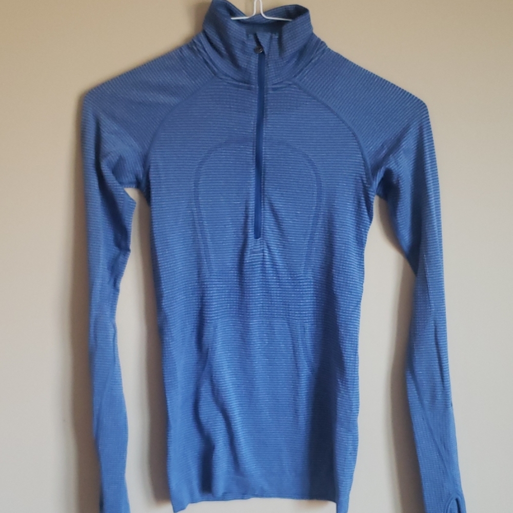 Lululemon halfzip athletic top